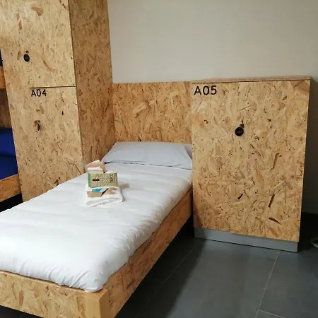 Lumen Hostel *